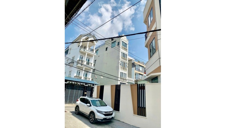 Nhà 2 Mặt Tiền Giá Rẻ Q9 -Gần Chợ-3 Tầng-Ngang 6M-Khu Nhộn Nhịp--Chỉ 7,3 Tỷ